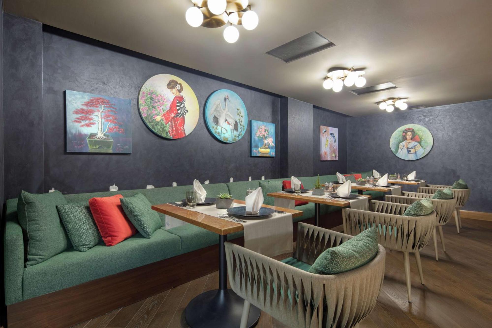 Doubletree By Hilton Antalya City Centre Exterior foto Restaurant interior