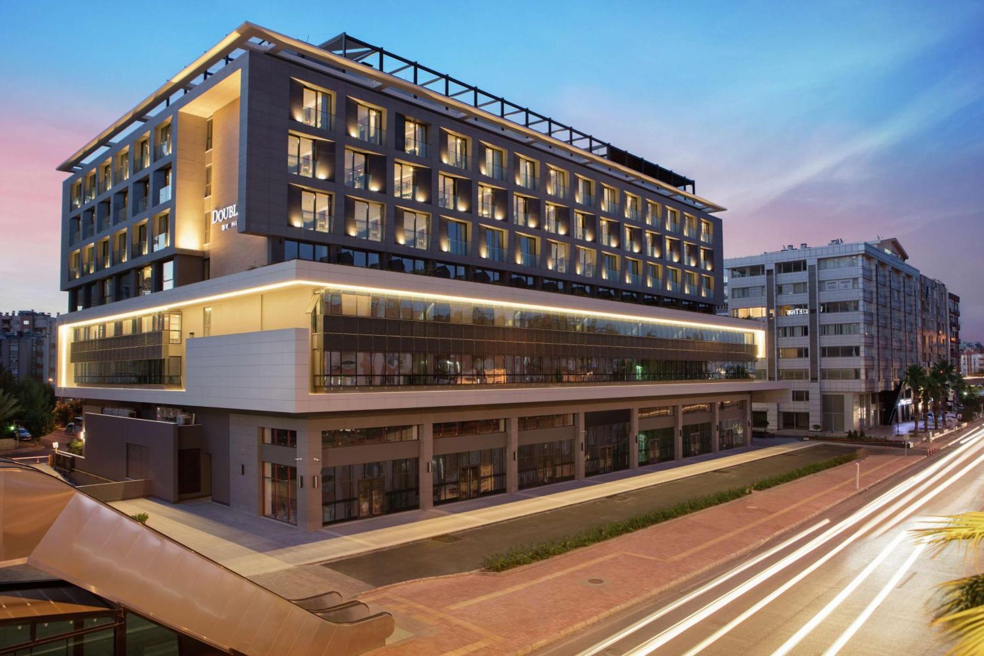 Doubletree By Hilton Antalya City Centre Exterior foto Hilton Athens